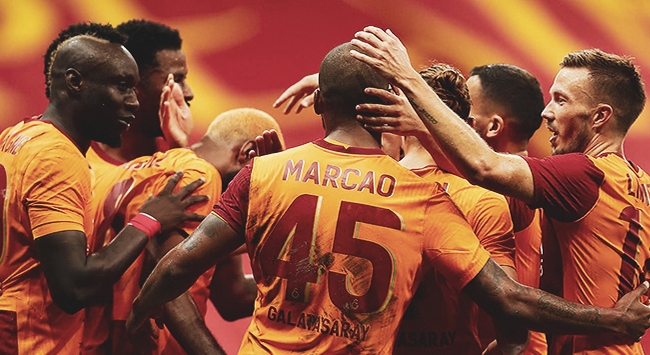 Galatasaray İskoçya’da tur peşinde