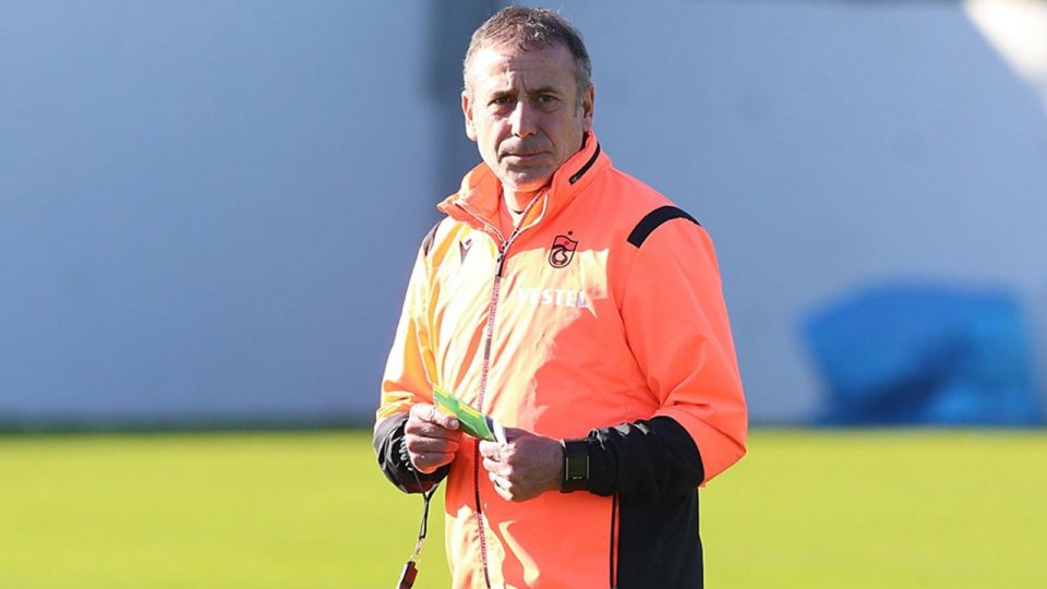 Abdullah Avcı: Futbola yardımcı olmak lazım