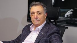 Ahmet Nur Çebi: Elimiz kolumuz bağlı
