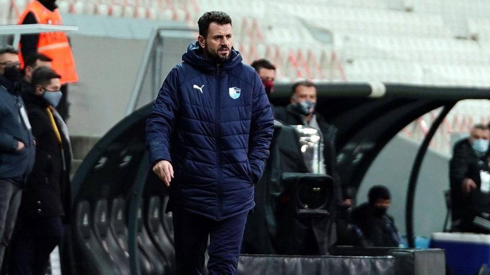 Erzurumspor’da Hüseyin Çimşir dönemi sona erdi