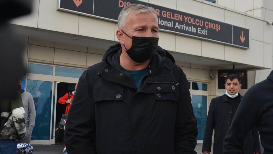 Dan Petrescu Kayseri’ye geldi
