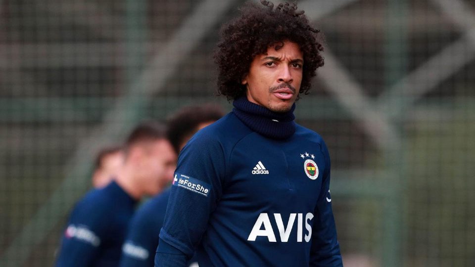 Fenerbahçe Gustavo’yu arıyor