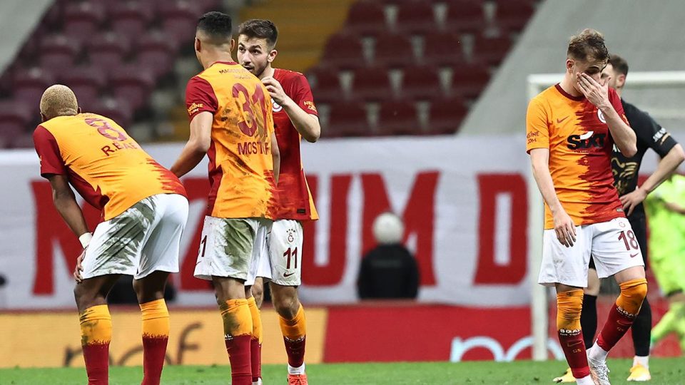 Galatasaray şampiyonluğu averajla kaybetti