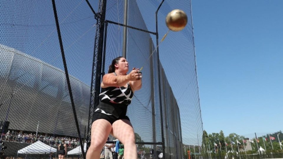 ABD’li sporcu çekiç atmada 80 metreyi geçen ikinci kadın oldu