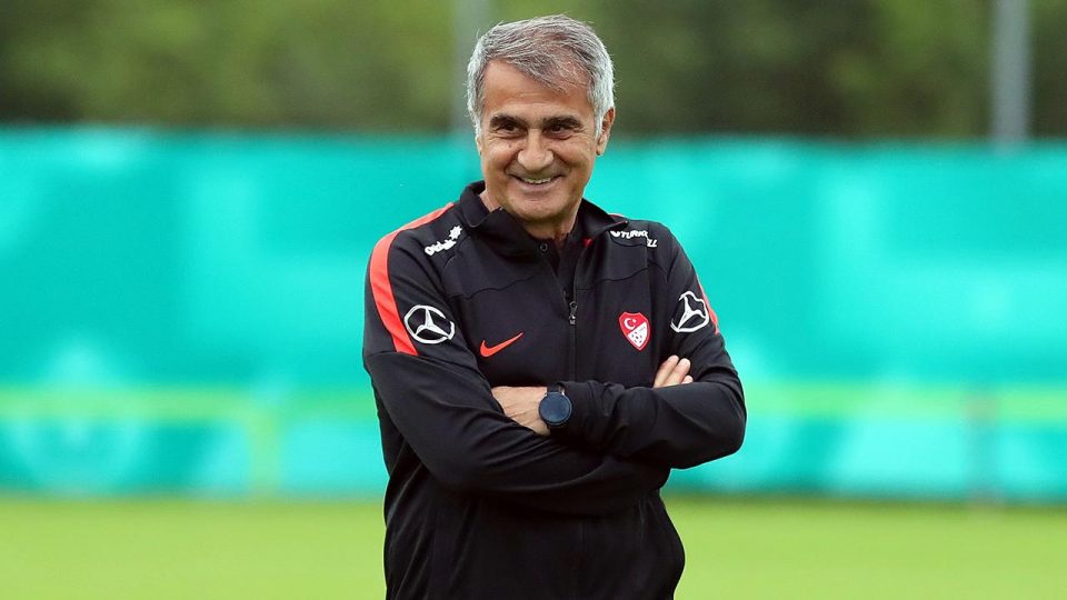 Şenol Güneş ilk galibiyetin peşinde