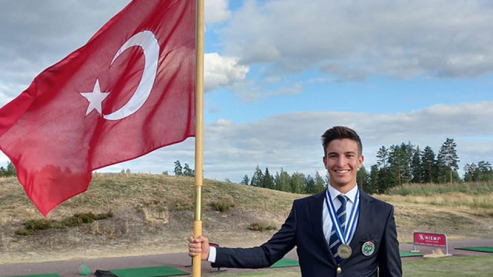 Milli golfçü Can Gürdenli’den bronz madalya