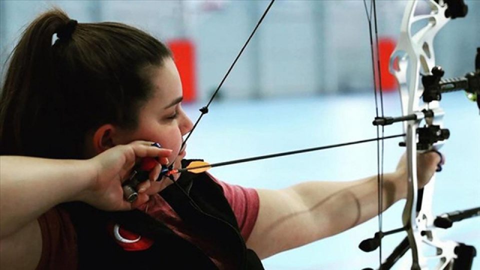 Milli okçu Öznur Cüre, Tokyo Paralimpik Oyunları’na kota aldı