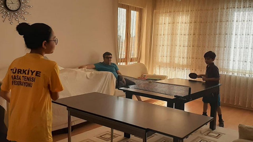 Minik şampiyon müsabakalara yemek masasında hazırlandı
