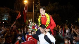Avrupa Şampiyonu karateci memleketinde coşkuyla karşılandı