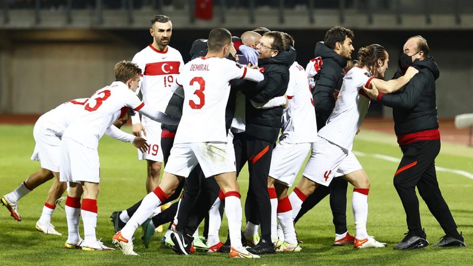 Türkiye Dünya Kupası’na katılma umudunu koruyor