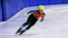 Kısa kulvar sürat pateninde ilk olimpiyat kotası sevinci
