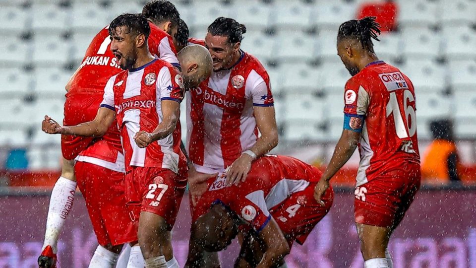 Antalyaspor adını son 16’ya yazdırdı