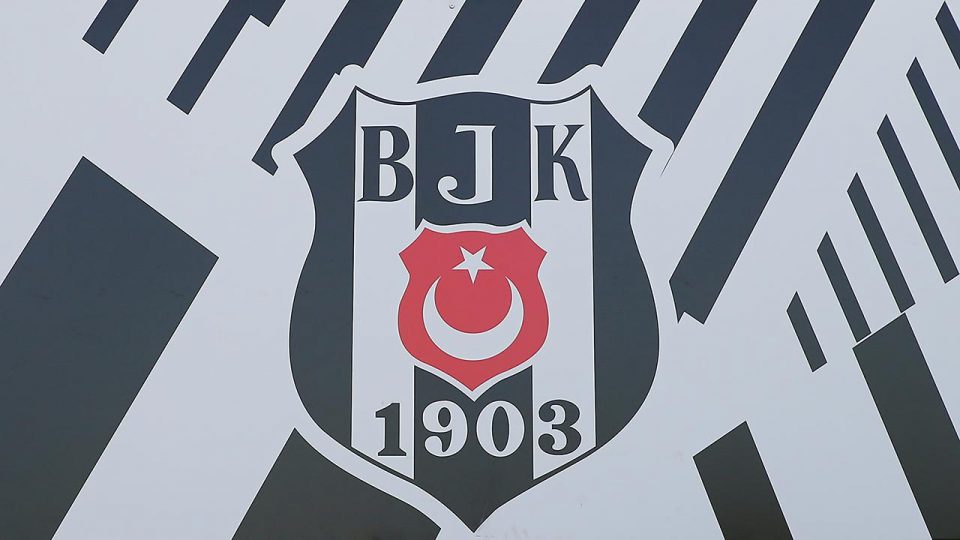 UEFA, Beşiktaş’ın şartlı cezasını kaldırdı