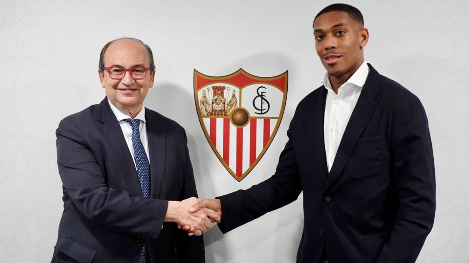 Sevilla Anthony Martial’i kiraladı