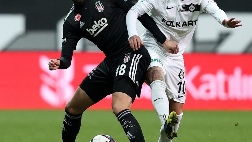 Beşiktaş Altay’ı konuk edecek