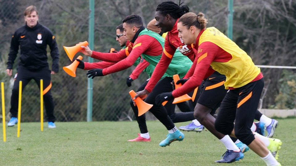 Galatasaray’ın Rizespor maçı kamp kadrosu belli oldu