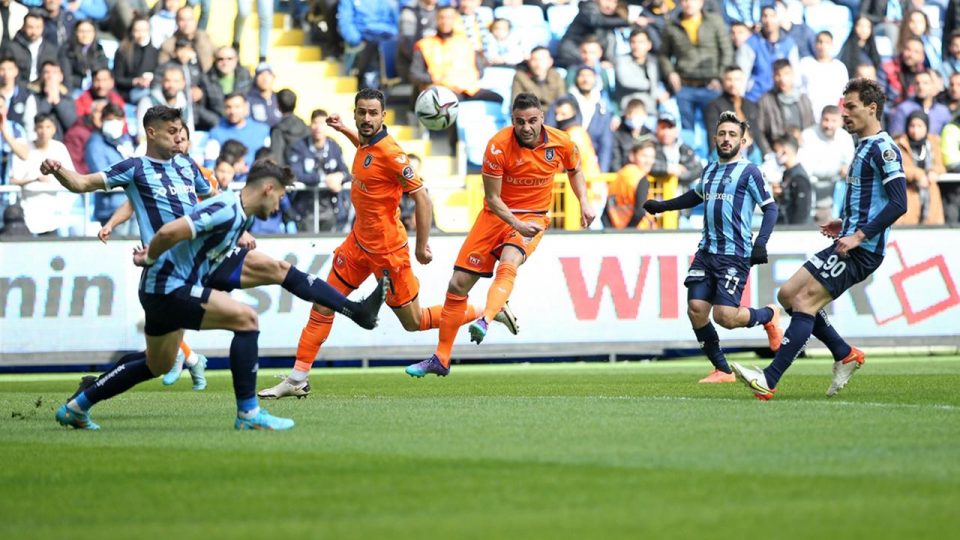 Adana Demirspor Başakşehir’i ağırlıyor