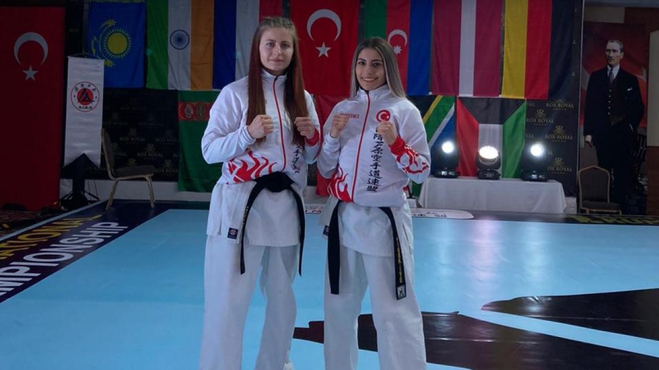 Milli wushucu Beyzanur Karakaya dünya şampiyonu oldu