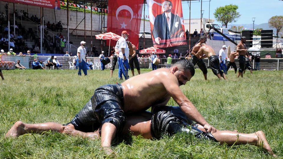Kumluca Yağlı Güreşleri 6-8 Mayıs’ta yapılacak.