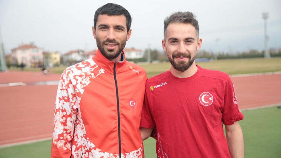 Milli sporcu kardeşler başarı için güç depoluyor