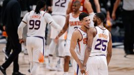Phoenix Suns seride avantajı yakaladı