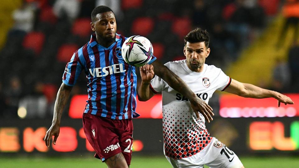 Süper Lig’de Trabzonspor’un liderliği devam etti
