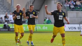 Borussia Dortmund lig ikinciliğini garantiledi