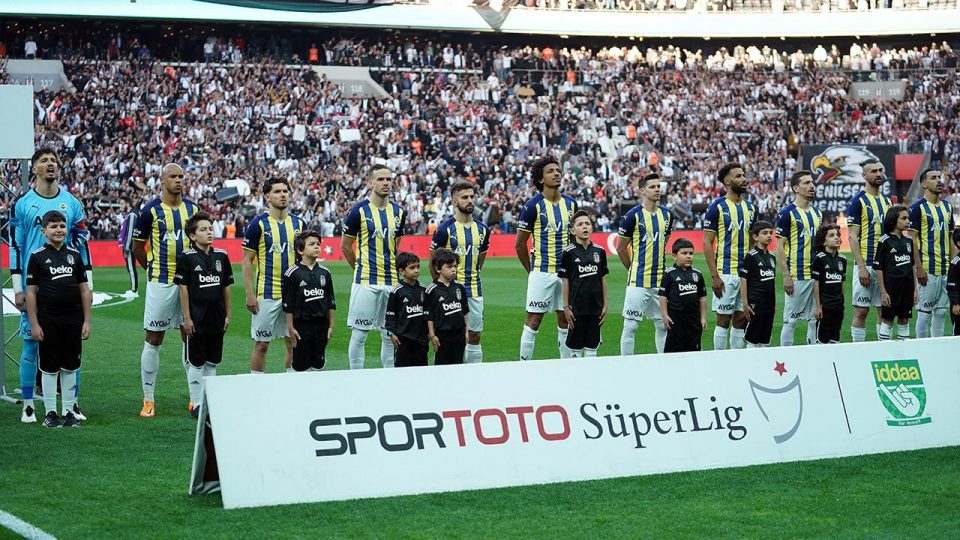 İsmail Kartal’dan tek değişiklik