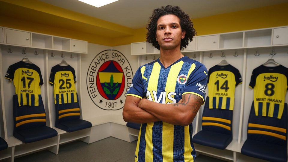 Willian Arao resmen Fenerbahçe’de
