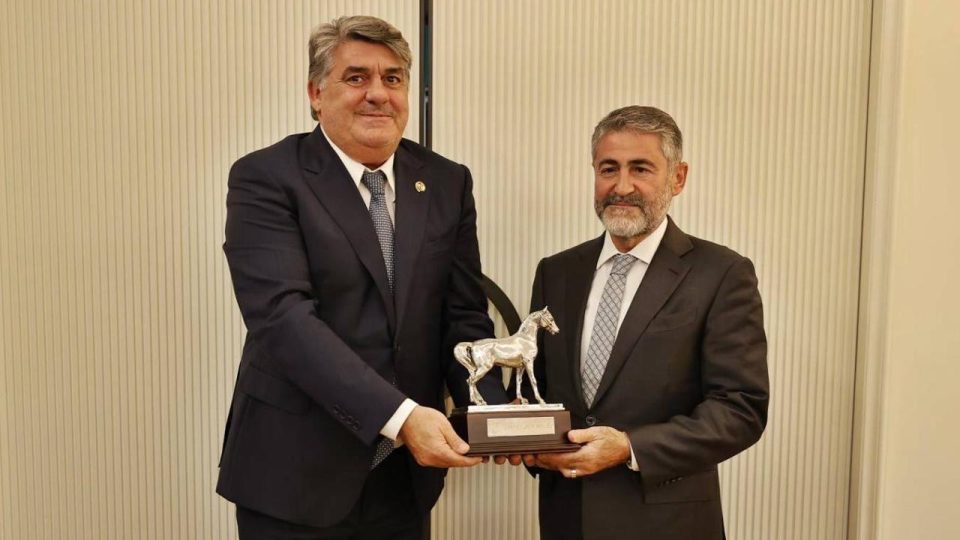 Hazine ve Maliye Bakanı Nebati TJK Başkanı Adalı’yı kabul etti