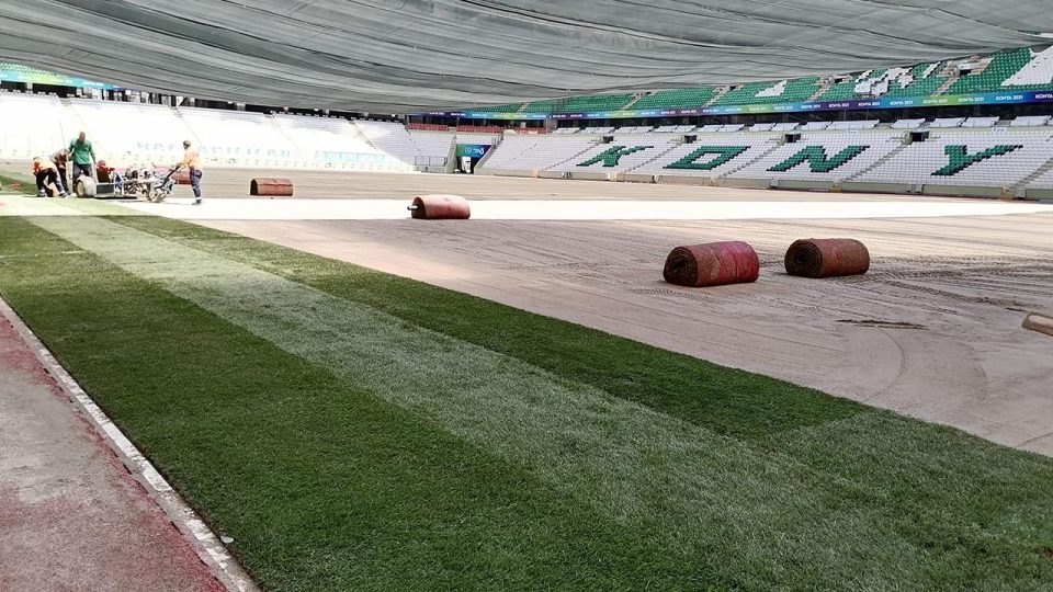Konya Büyükşehir Stadı’nın zemin yenileme çalışmaları sürüyor