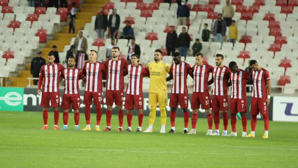Rıza Çalımbay’dan 3 değişiklik