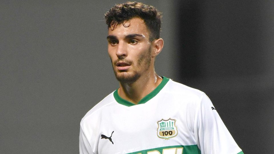 Beşiktaş’ta ilk hedef Kaan Ayhan