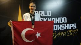 Milli sporcu Hatice Kübra İlgün bronz madalya kazandı
