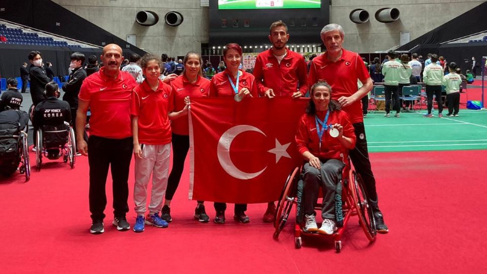 Milli sporcular Tokyo’da 3 gümüş madalya elde etti