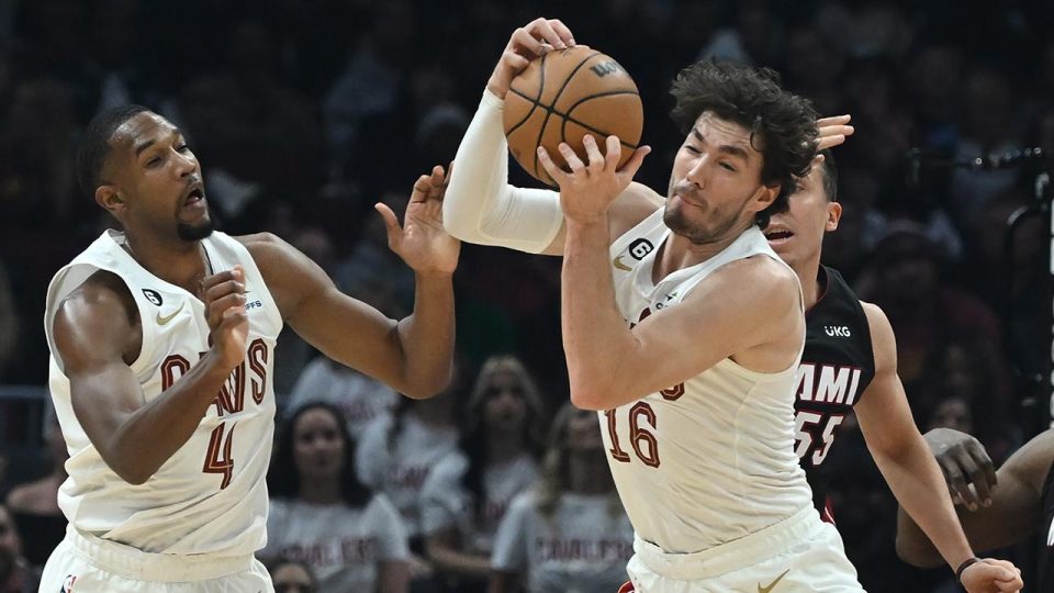NBA’de Cedi Osman “double-double” yaptı