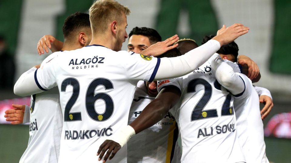 Konya’da kazanan Ankaragücü