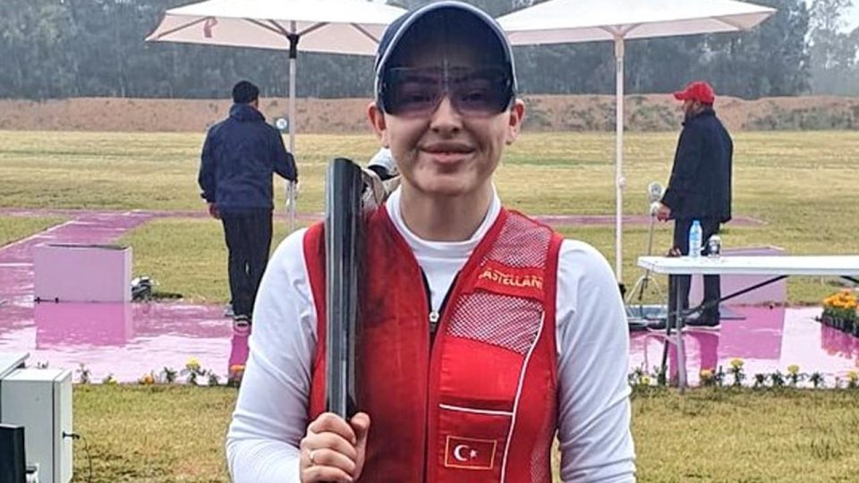 Milli sporcu Safiye Sarıtürk Temizdemir Fas’ta gümüş madalya kazandı
