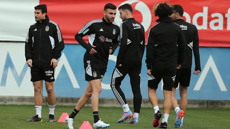 Rachid Ghezzal’dan Beşiktaş’a iyi haber