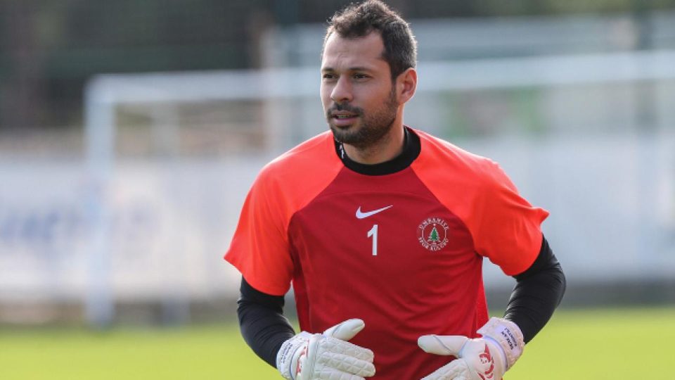Ümraniyespor’da 2 kadro dışı