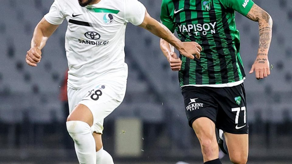 Sakaryaspor ile Kocaelispor deprem bölgesine yardım maçı yapacak