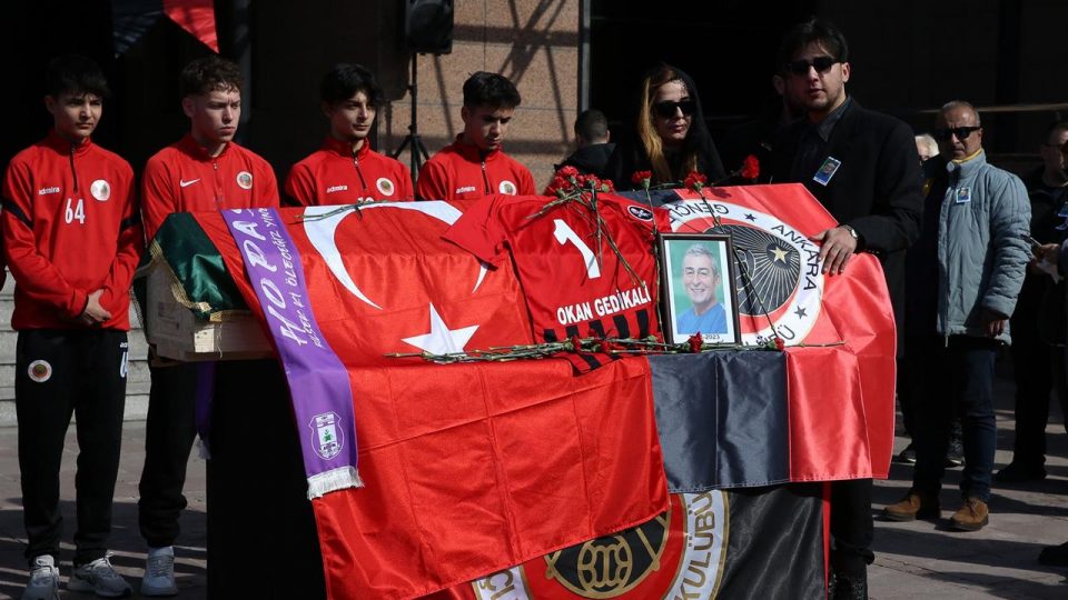 Eski milli kaleci Okan Gedikali son yolculuğuna uğurlandı