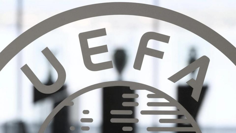 UEFA, ödeme yükümlülüklerini yerine getirmeyen 11 kulübe ceza verdi