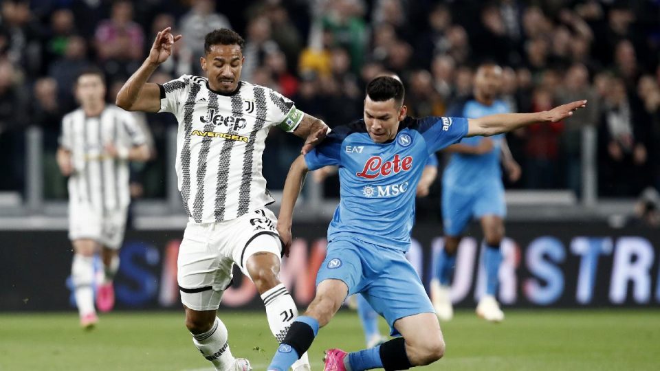 Napoli Juventus’u kayıpsız geçti