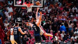 NBA'de Miami Heat 3 maç sonra kazandı
