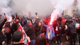 Samsunsporlu taraftarlar 11 yıllık Süper Lig özlemini kutladı