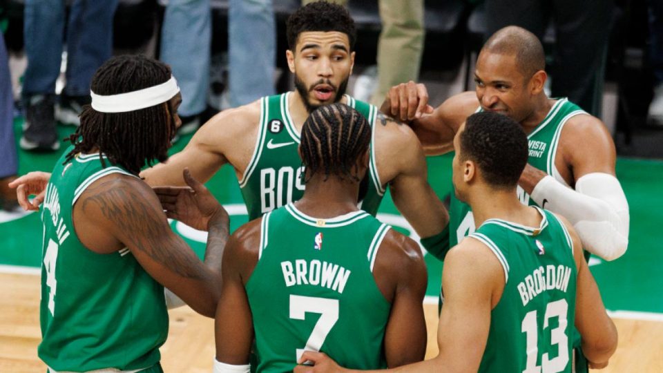 Boston Celtics konferans finaline yükseldi
