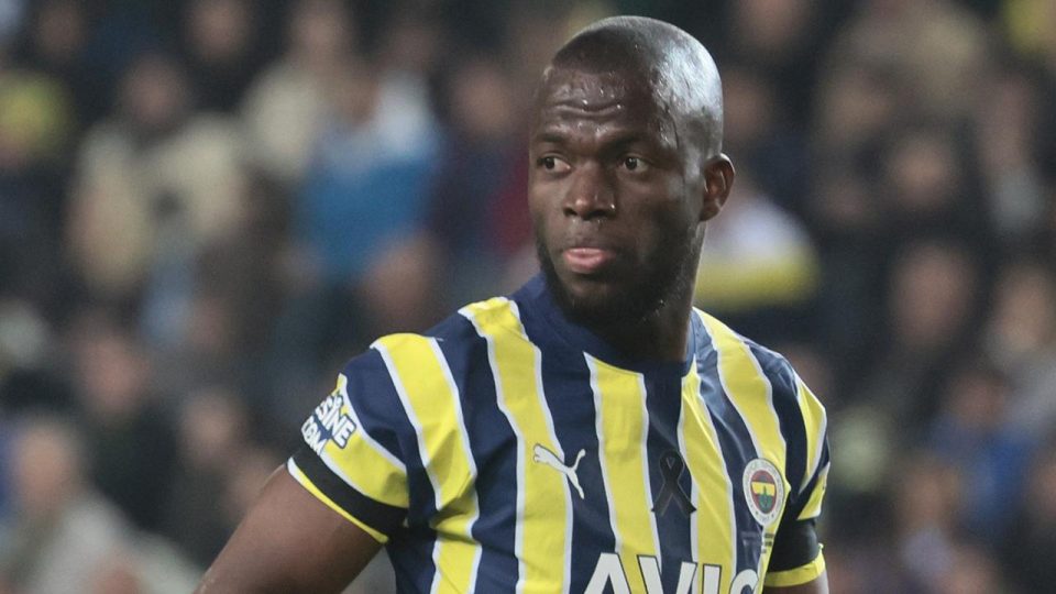 Enner Valencia Internacional yolunda
