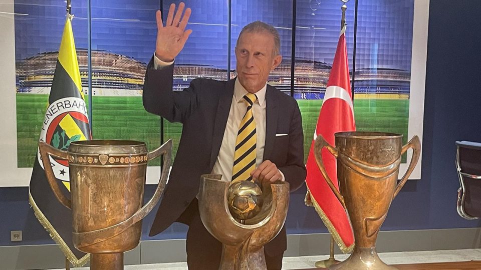 Fenerbahçe’dan Daum için geçmiş olsun mesajı