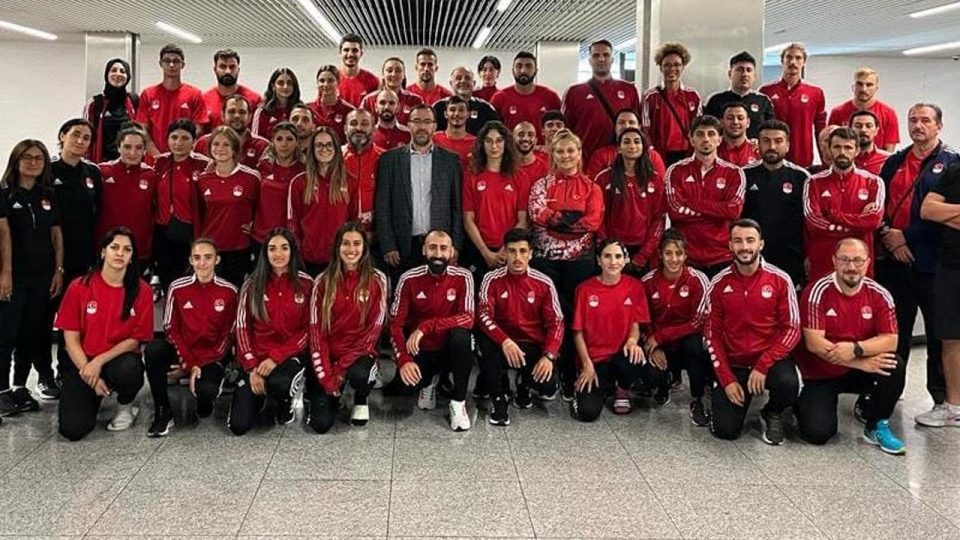 Avrupa Takımlar Şampiyonası’na katılacak milli atletler Polonya’ya gitti